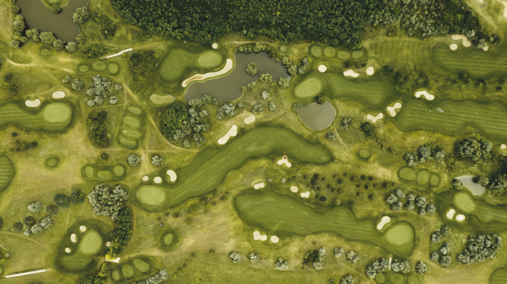 Breaking 100 - Golf Course